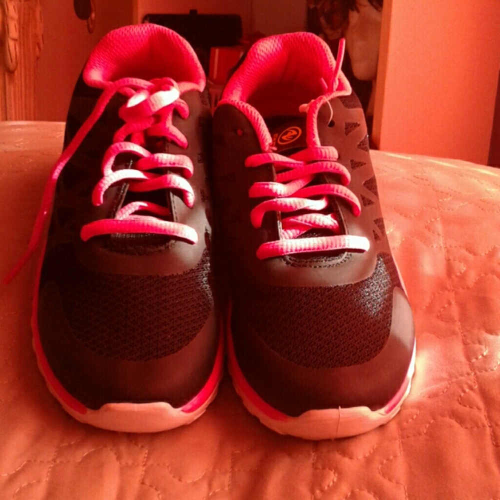 New Size 1 Kids Athletic